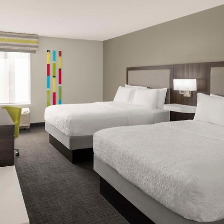 Hampton Inn Олейте Екстер'єр фото