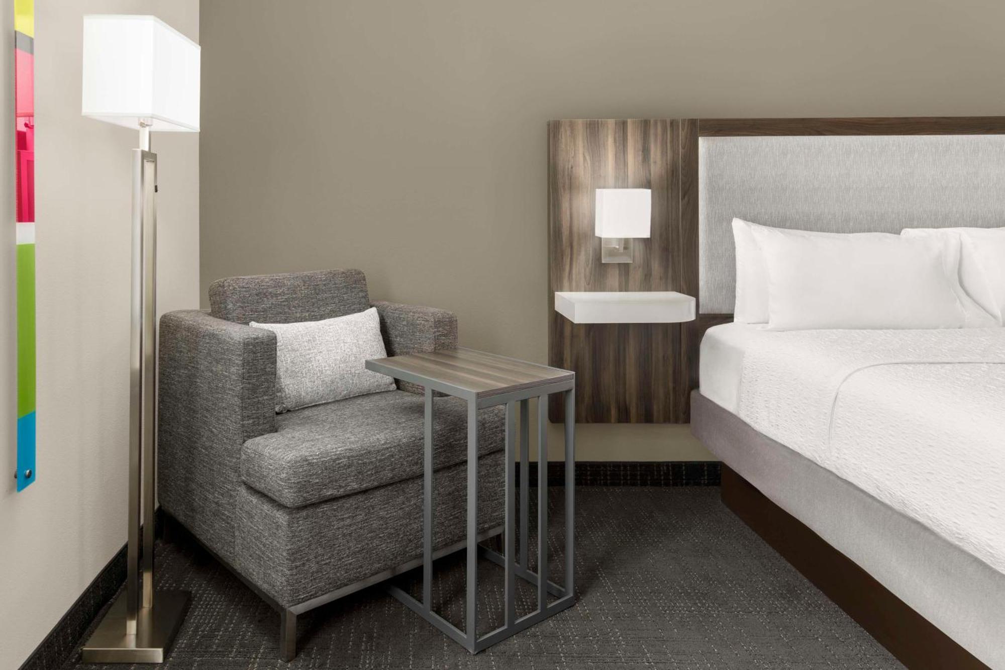 Hampton Inn Олейте Екстер'єр фото