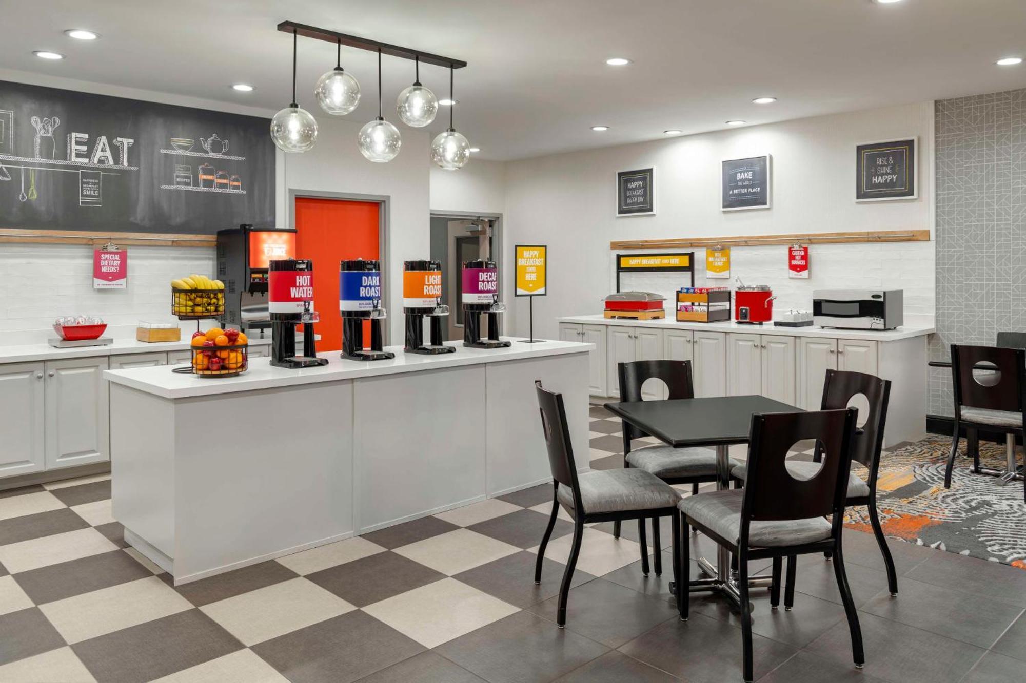 Hampton Inn Олейте Екстер'єр фото