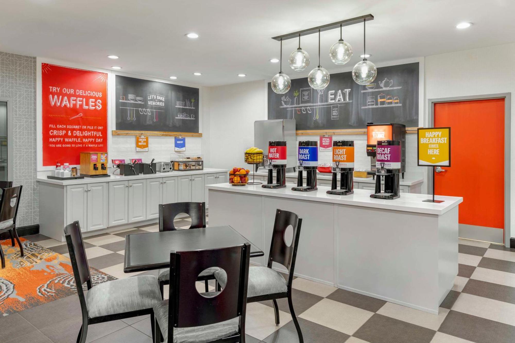 Hampton Inn Олейте Екстер'єр фото